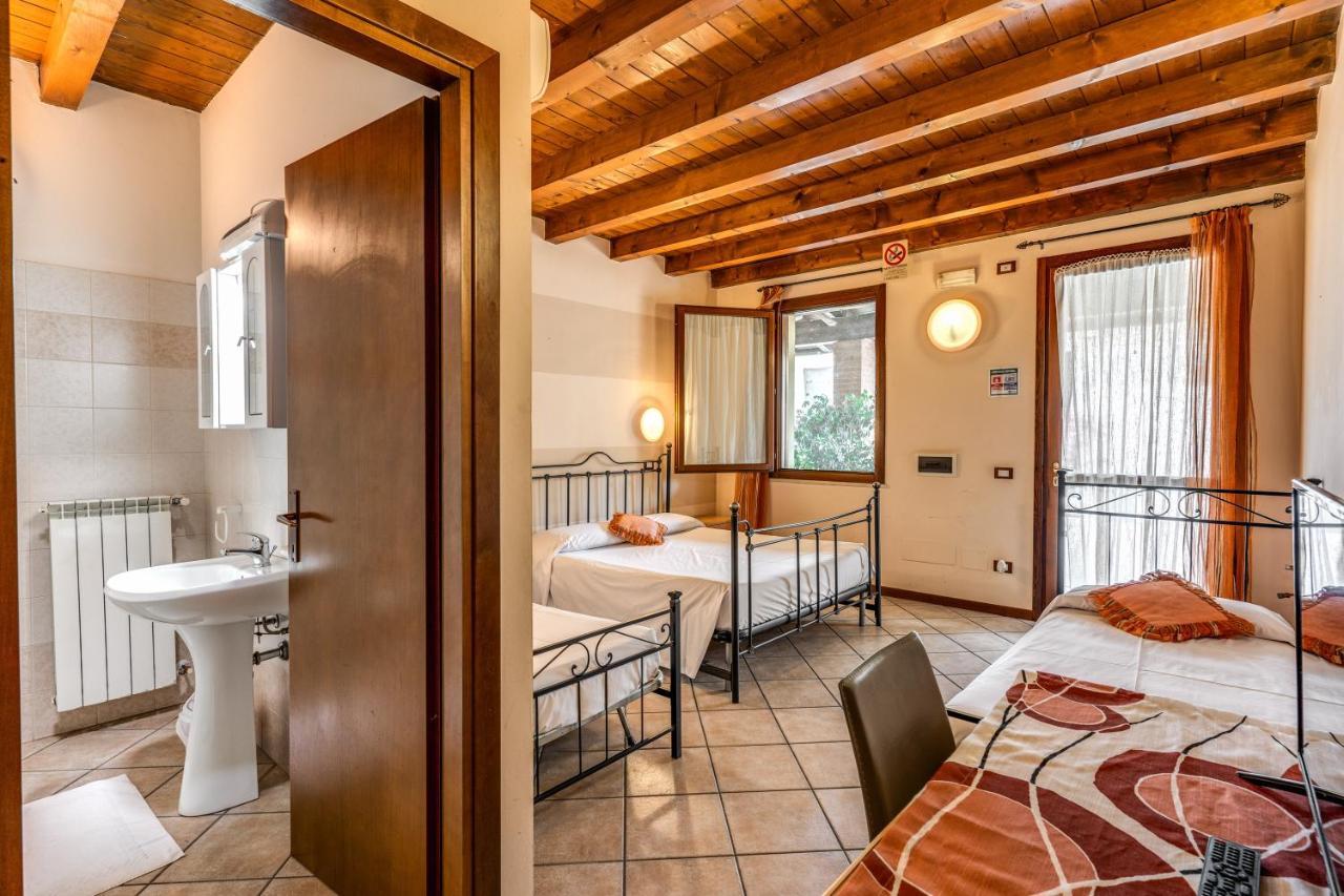Agriturismo Pozzo Fiorito Кастильоне-делле-Стивьере Экстерьер фото